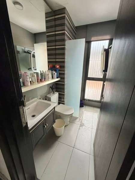 3-storey Terraced House for Sale in Denai Alam (Shah Alam) - Afiqah zaidi - PropertyGuru.com.my