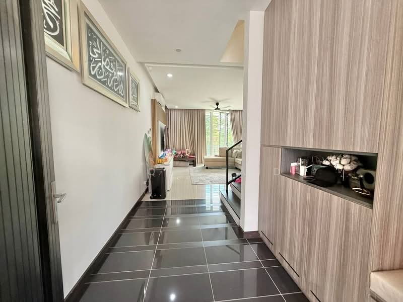 3-storey Terraced House for Sale in Denai Alam (Shah Alam) - Afiqah zaidi - PropertyGuru.com.my