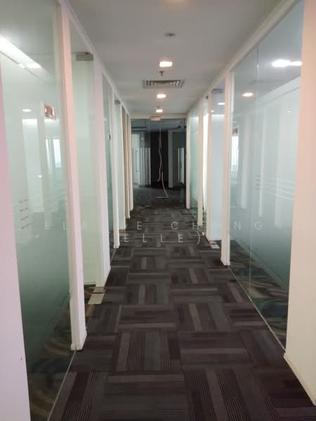 Pejabat untuk Disewa di Damansara Heights (Kuala Lumpur) - Elaine Chong (Elle) - Corridor - PropertyGuru.com.my