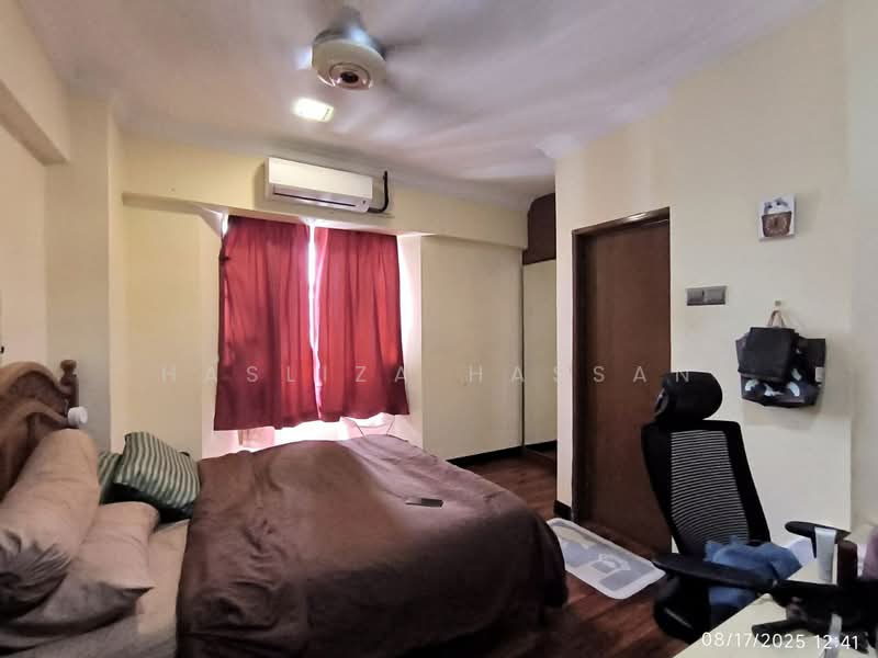 Apartment for Sale at Tasik Heights Apartment - Hasliza Hassan - Bedroom - PropertyGuru.com.my