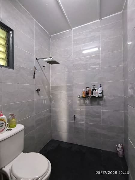 Apartment for Sale at Tasik Heights Apartment - Hasliza Hassan - Bathroom - PropertyGuru.com.my