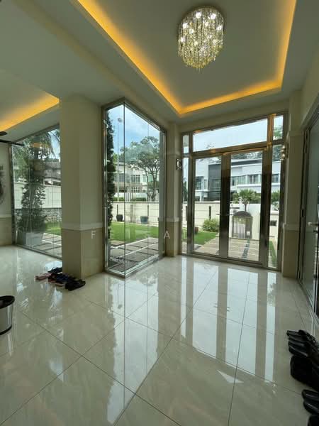 Rumah Banglo untuk Dijual di Tropicana (Selangor) - Feisal . - Entrance - PropertyGuru.com.my