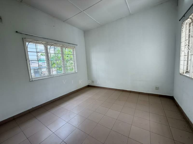 Bungalow for Sale in Bandar Country Homes (Rawang) - Vikram . - Interior - PropertyGuru.com.my