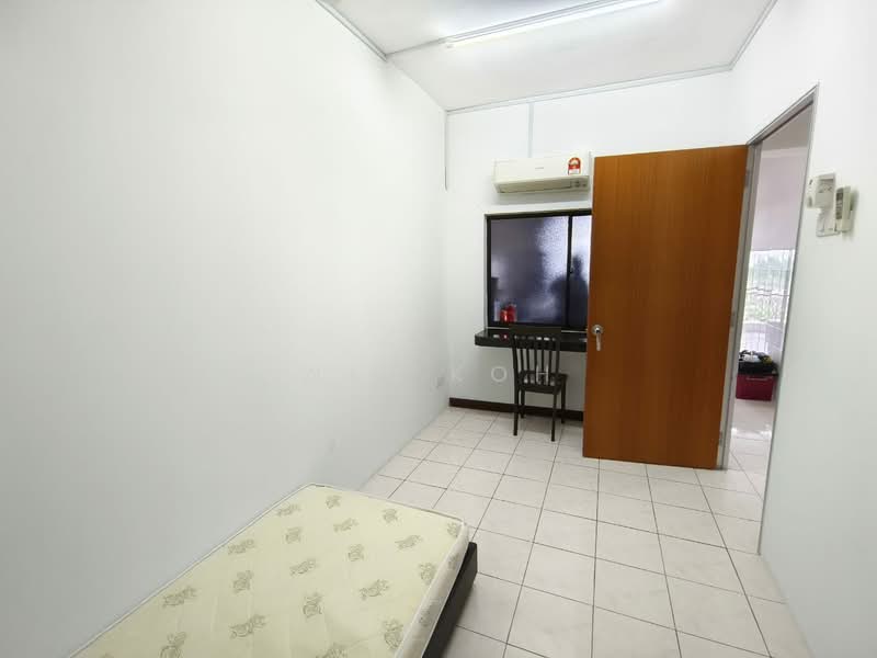 Condominium for Sale at Vista Komanwel C - Wil Koh - Bedroom - PropertyGuru.com.my