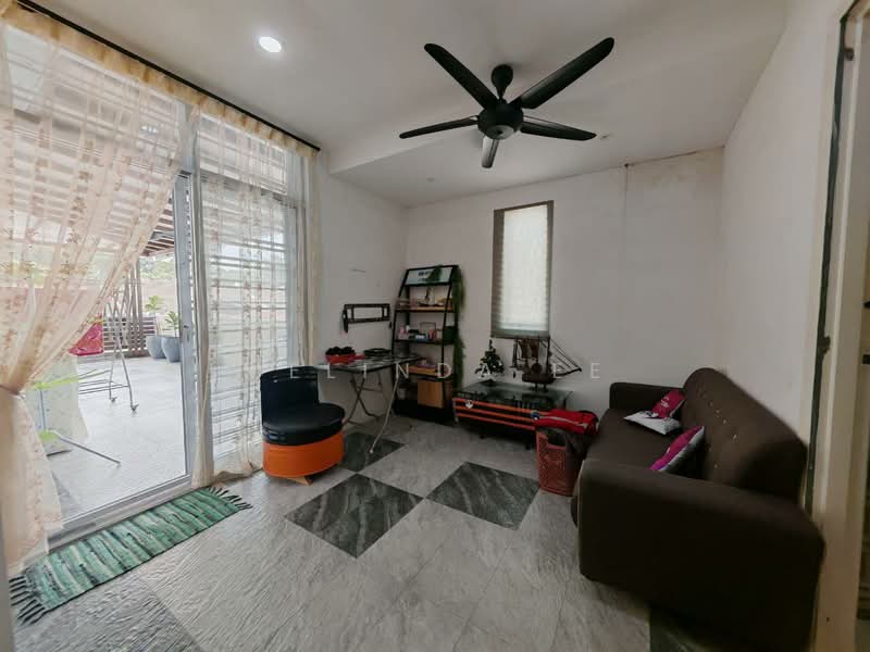 2-storey Terraced House for Sale in Bukit Indah (Iskandar Puteri (Nusajaya)) - Melinda Ee - Living Room - PropertyGuru.com.my