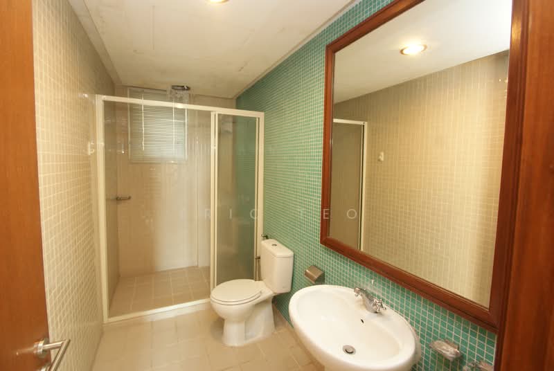 Kondominium untuk Disewa di Desa Damansara 2 - Eric Teo - Bathroom - PropertyGuru.com.my