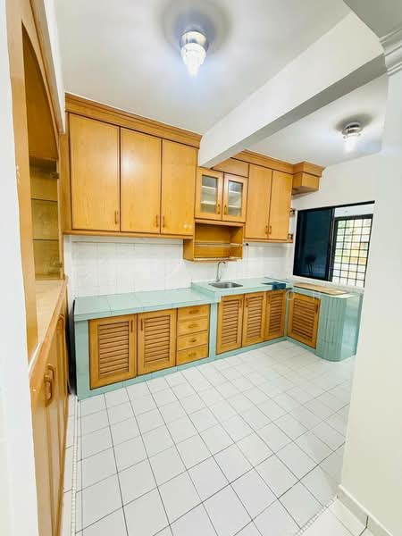 Apartment for Sale at Lily & Jasmine Apartment - Ee Fong Toh - Kitchen - PropertyGuru.com.my