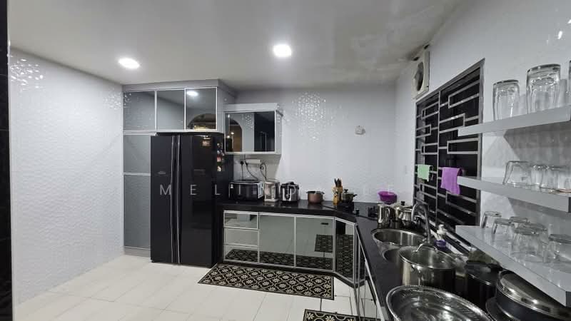 Rumah Teres 2 Tingkat untuk Dijual di Taman Pulai Hijauan (Skudai) - Melinda Ee - Kitchen - PropertyGuru.com.my