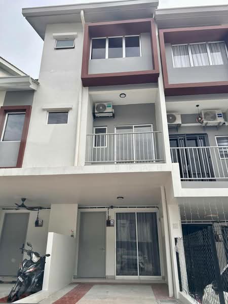 Townhouse for Rent in Sepang (Selangor) - Hawa Ibrahim - Exterior - PropertyGuru.com.my