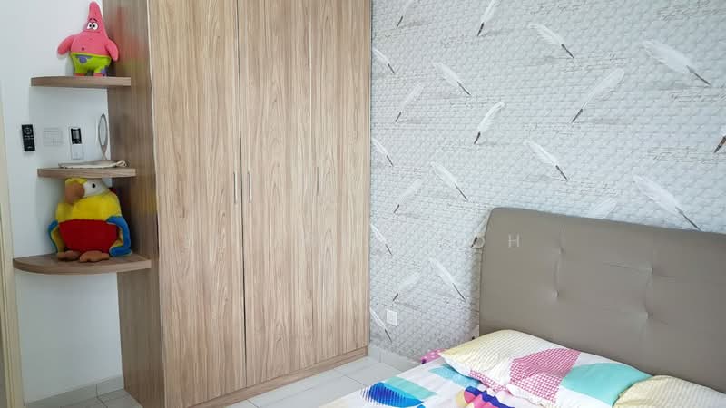 Service Residence for Sale at D'Summit Residences - Ee Fong Toh - Bedroom - PropertyGuru.com.my