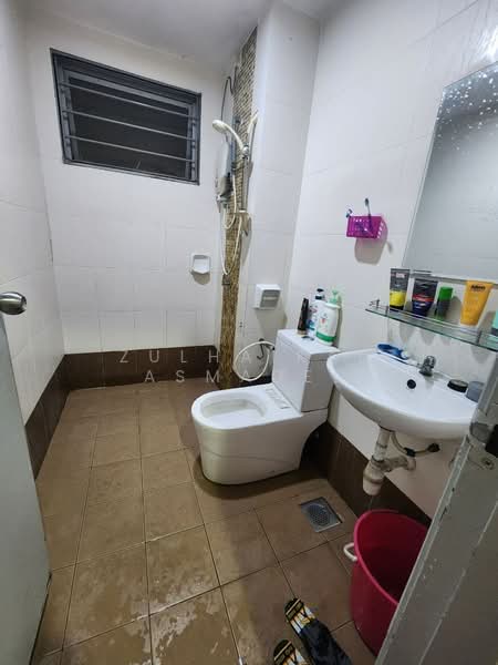 Condominium for Sale at Astana Lumayan - Zulhaikal Asmadee - Bathroom - PropertyGuru.com.my