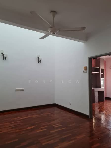 Rumah Teres untuk Dijual di Bukit Rahman Putra (Sungai Buloh) - Tony Low - PropertyGuru.com.my