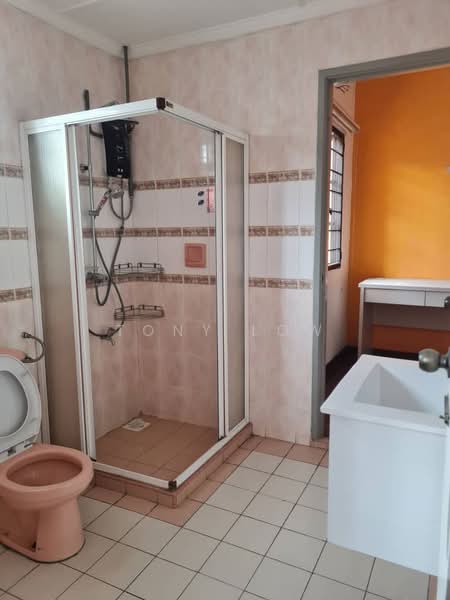 Rumah Teres untuk Dijual di Bukit Rahman Putra (Sungai Buloh) - Tony Low - PropertyGuru.com.my