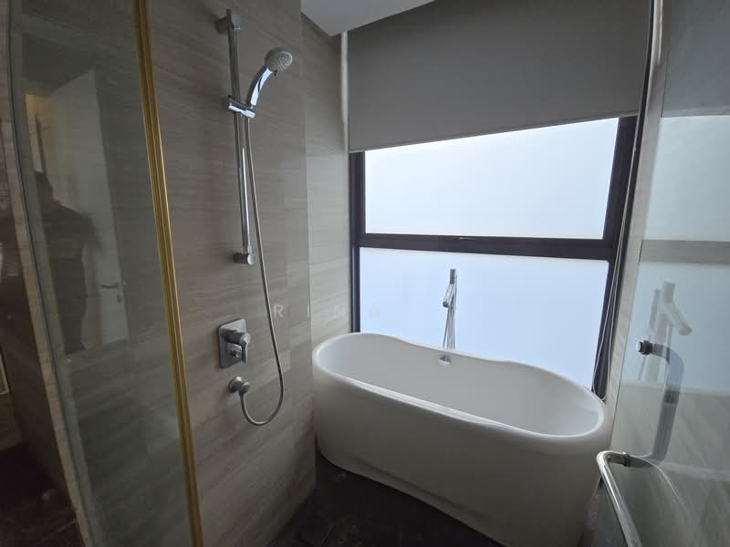 Kondominium untuk Dijual di Mirage Residence - Rina . - Bathroom - PropertyGuru.com.my