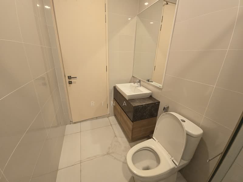 Kondominium untuk Dijual di Mirage Residence - Rina . - Bathroom - PropertyGuru.com.my