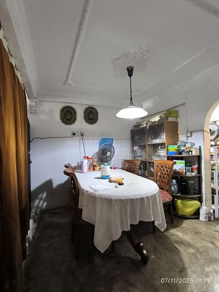 Rumah Teres 2 Tingkat untuk Dijual di Ampang (Selangor) - Hasliza Hassan - Dining Room - PropertyGuru.com.my