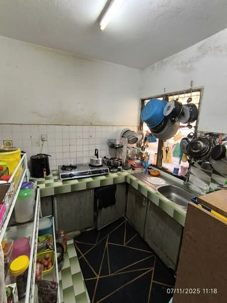 Rumah Teres 2 Tingkat untuk Dijual di Ampang (Selangor) - Hasliza Hassan - Kitchen - PropertyGuru.com.my