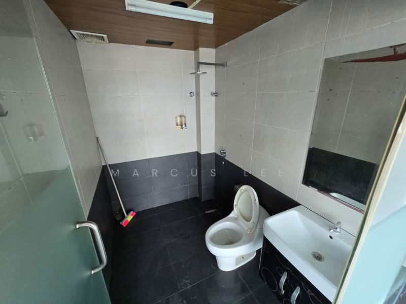 Rumah Teres 3.5 Tingkat untuk Dijual di Selayang (Selangor) - Marcus Lee - Bathroom - PropertyGuru.com.my