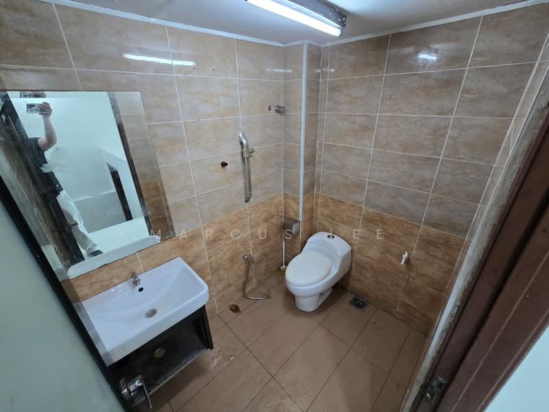 Rumah Teres 3.5 Tingkat untuk Dijual di Selayang (Selangor) - Marcus Lee - Bathroom - PropertyGuru.com.my