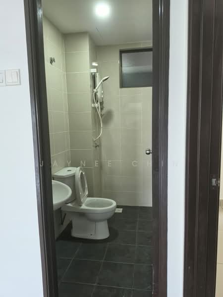 Condominium for Rent at Residensi Zamrud - Jaynee Chin - Bathroom - PropertyGuru.com.my