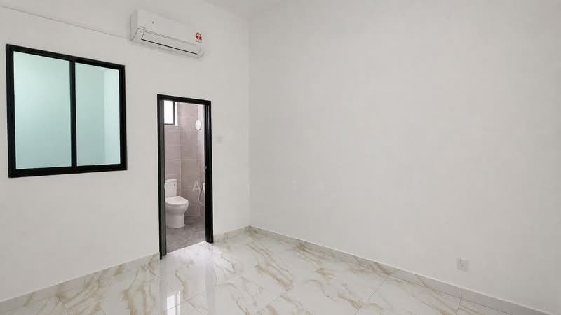 2-storey Terraced House for Sale in Taman Klebang Perdana (Chemor) - Gary Tang - Bathroom - PropertyGuru.com.my