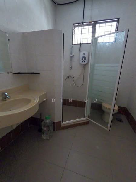Rumah Teres 3 Tingkat untuk Disewa di Bandar Utama 11 (Bandar Utama) - Ayden Go - Bathroom - PropertyGuru.com.my