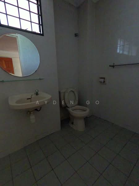 Rumah Teres 3 Tingkat untuk Disewa di Bandar Utama 11 (Bandar Utama) - Ayden Go - Bathroom - PropertyGuru.com.my