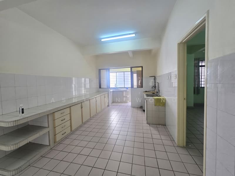 Terraced House for Rent in Bandar Utama (Selangor) - Ashlynn Wong - Kitchen - PropertyGuru.com.my