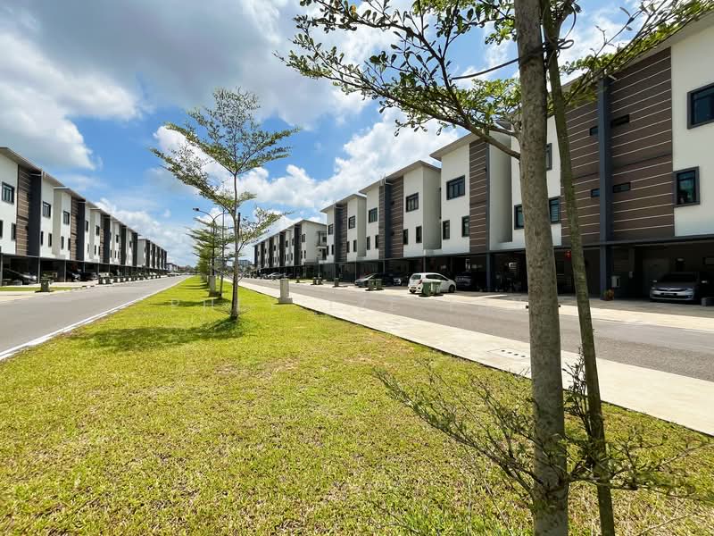 Townhouse for Sale in Batu Kawah New Township (Kuching) - Phey Tze Tay - PropertyGuru.com.my