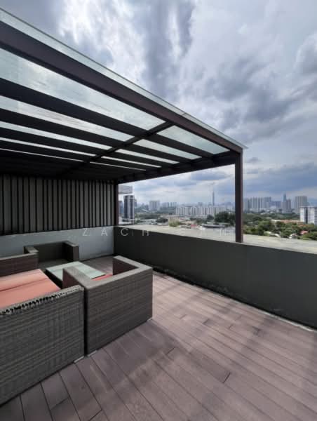 Rumah Berkembar untuk Dijual di Desa Petaling (Kuala Lumpur) - Zach Gan - Balcony - PropertyGuru.com.my