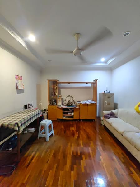3-storey Terraced House for Sale in Taman Esplanad (Bukit Jalil) - Mak Oliver - Living Room - PropertyGuru.com.my