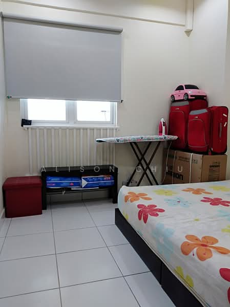 Kondominium untuk Dijual di First Residence (Residensi Unggul) - Alison Chiu - Bedroom - PropertyGuru.com.my