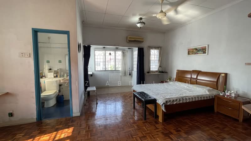 2-storey Terraced House for Sale in Usj 16 (Subang Jaya) - Aziz Abdullah - PropertyGuru.com.my