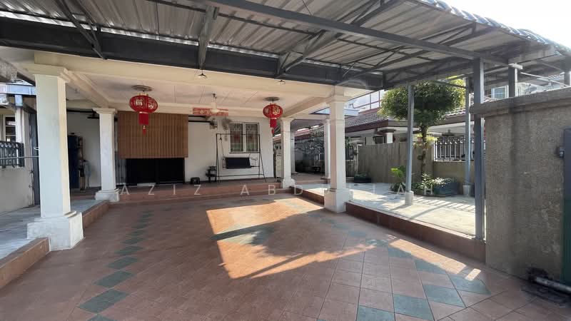 2-storey Terraced House for Sale in Usj 16 (Subang Jaya) - Aziz Abdullah - PropertyGuru.com.my