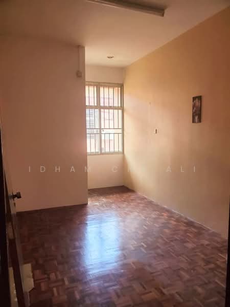 2-storey Terraced House for Sale in Taman Pandan Damai (Kuantan) - Idham Che'Ali - Interior - PropertyGuru.com.my