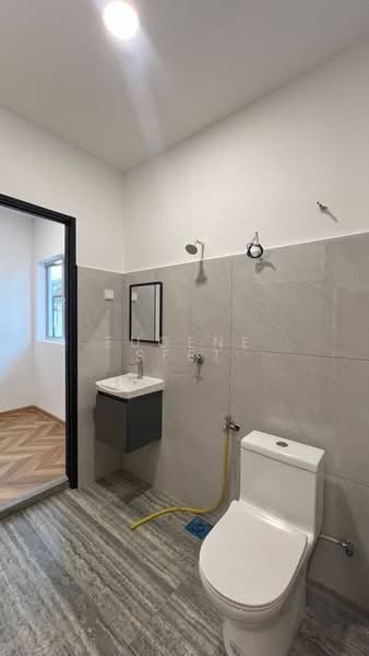Rumah Teres untuk Dijual di Bandar Mahkota Cheras (Cheras) - Eugene Seet - Bathroom - PropertyGuru.com.my