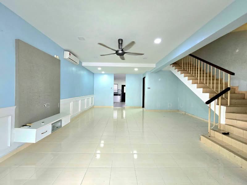 2-storey Terraced House for Sale in Ampang Saujana (Ampang) - Cik Maya Abdul - Living Room - PropertyGuru.com.my
