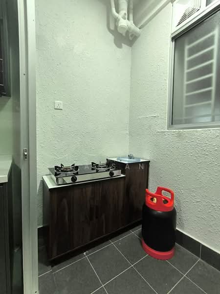 Pangsapuri untuk Disewa di PPR Salak Selatan - Hasliza Hassan - Kitchen - PropertyGuru.com.my