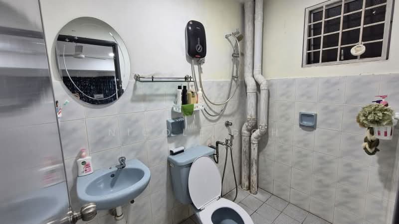 Kondominium untuk Disewa di Menara KLH - Nicole Goh - Bathroom - PropertyGuru.com.my