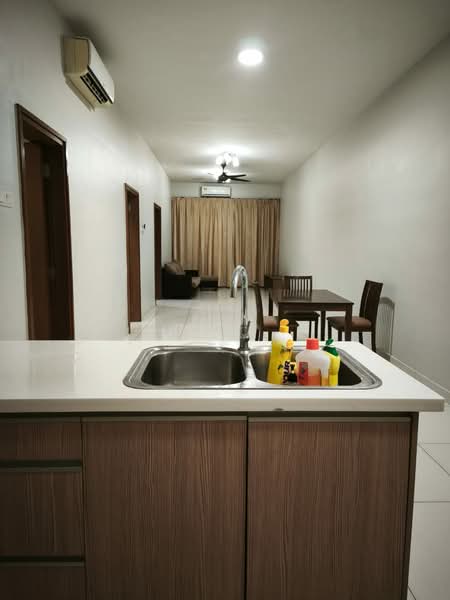 Kondominium untuk Disewa di Sri Putramas III / Royal Regent - Wee . - Living Room - PropertyGuru.com.my