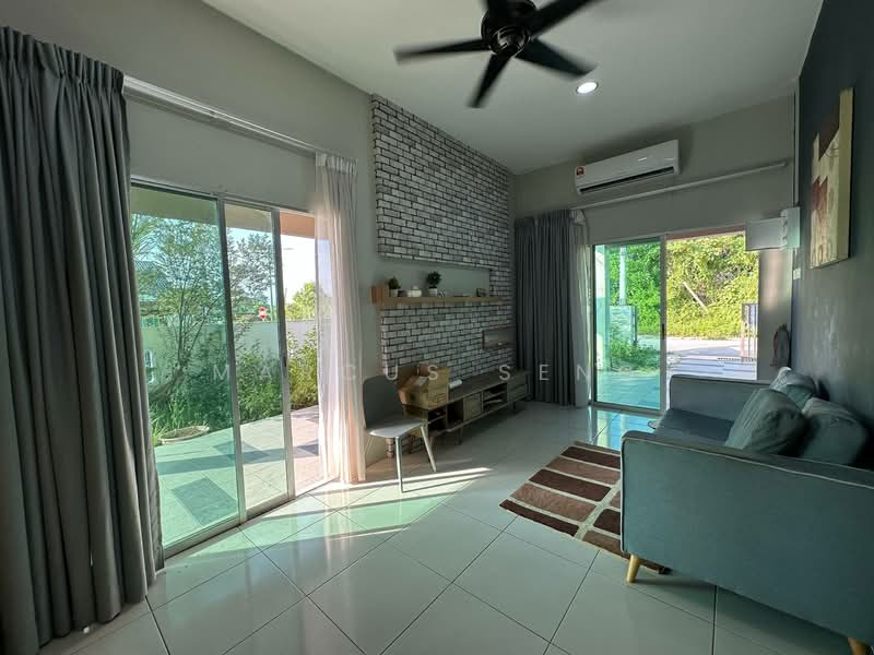 Rumah Teres 1 Tingkat untuk Dijual di Pusing (Perak) - Marcus Seng - Living Room - PropertyGuru.com.my