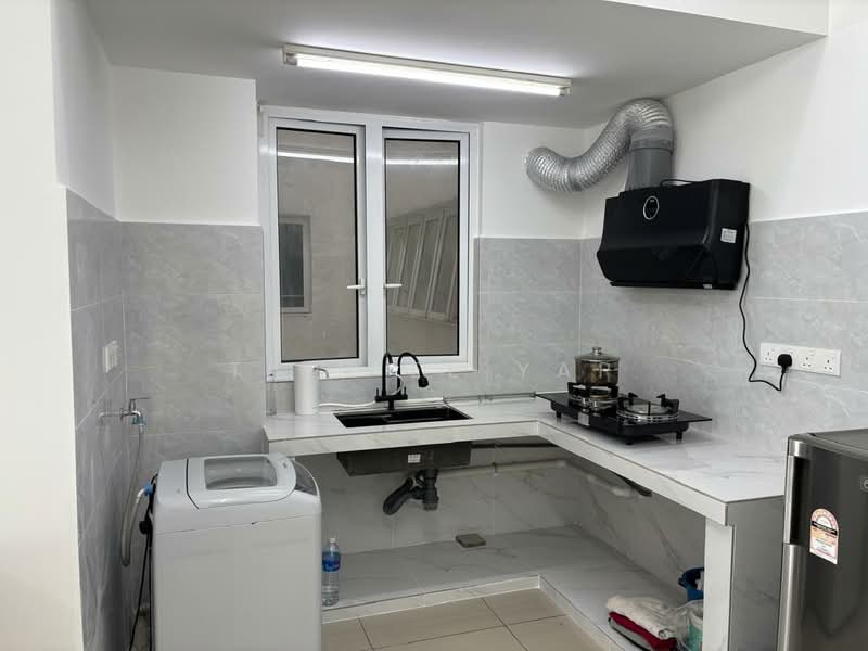 Service Residence for Sale at Sentul Point - Tien Ee Yap - Kitchen - PropertyGuru.com.my