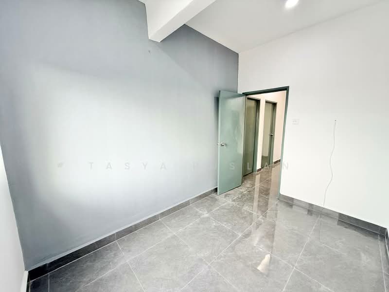 Pangsapuri untuk Dijual di Pangsapuri Mutiara Subang - Tasya Ruslan - PropertyGuru.com.my