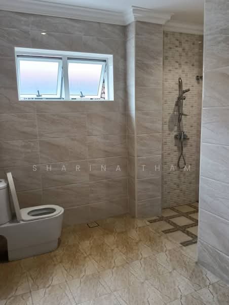 Rumah Banglo untuk Dijual di Taman United (Jalan Klang Lama (Old Klang Road)) - Sharina Tham - Bathroom - PropertyGuru.com.my