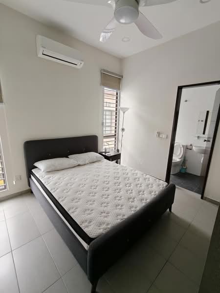 Rumah Kluster untuk Disewa di Setia Ecohill (Semenyih) - CK Law - Bedroom - PropertyGuru.com.my