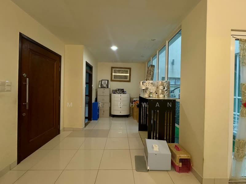 Rumah Berkembar untuk Dijual di Alam Damai (Cheras) - M. Ridhwan - Entrance - PropertyGuru.com.my