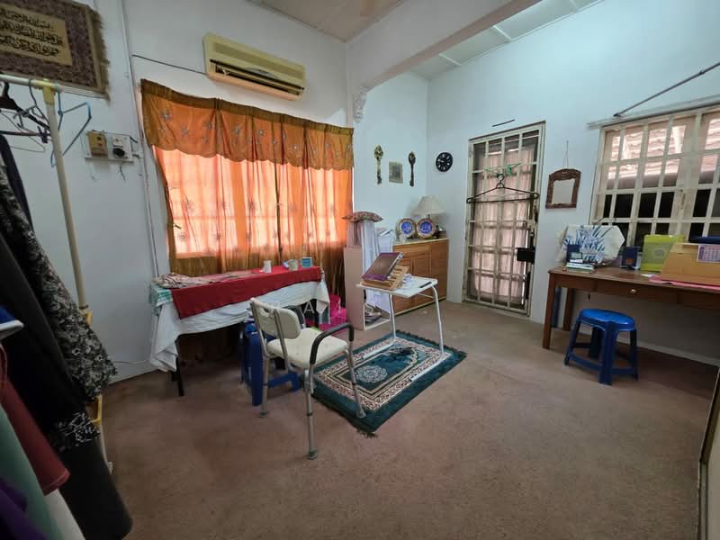 Rumah Teres 2 Tingkat untuk Dijual di Bandar Sungai Long (Selangor) - RAIS . -   - PropertyGuru.com.my