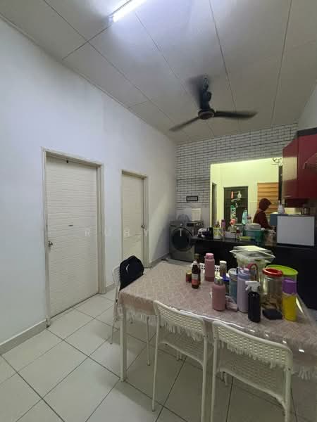 Rumah Teres 1 Tingkat untuk Dijual di Johor Bahru (Johor) - Ruby Tan - Kitchen - PropertyGuru.com.my