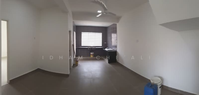 Rumah Teres 2 Tingkat untuk Dijual di Indera Mahkota 2 (Kuantan) - Idham Che'Ali - Kitchen - PropertyGuru.com.my