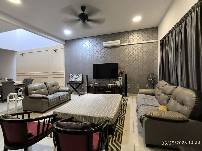 2-storey Terraced House for Sale in Bangi (Selangor) - Hasliza Hassan - Living Room - PropertyGuru.com.my